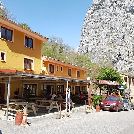 Hotel Garganta Del Cares Poncebos Eksteriør billede