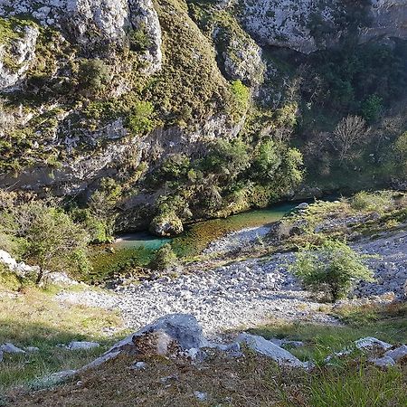 Hotel Garganta Del Cares Poncebos Eksteriør billede