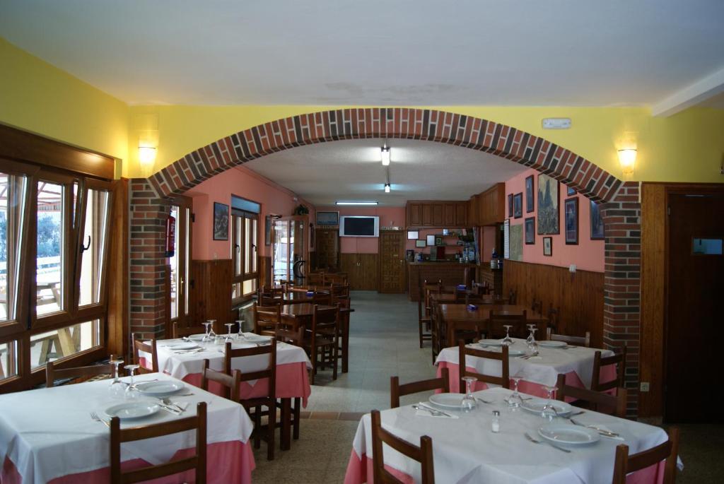 Hotel Garganta Del Cares Poncebos Eksteriør billede